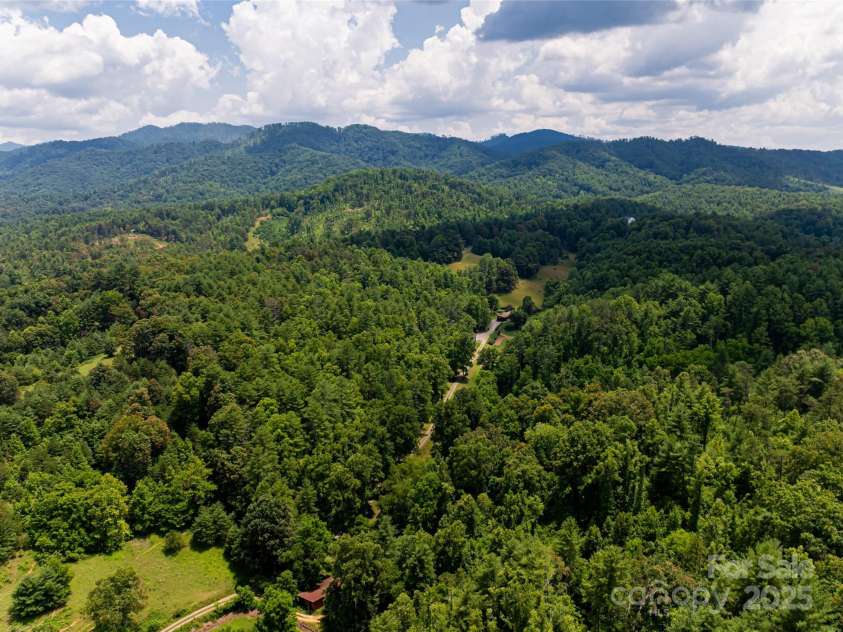 25 Elkins Branch Road, Weaverville, NC 28787.  MLS# CAR4278716, YatesRealty ID 26063. 