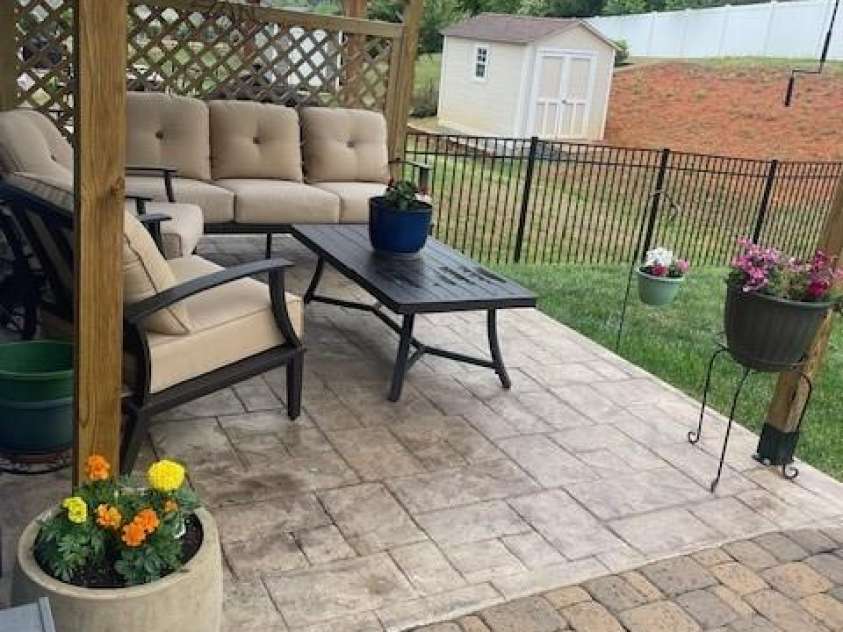 4450 Streamside Road, Denver, NC 28037.  MLS# CAR4374294, YatesRealty ID 26063. Custom patio with Pergola covering