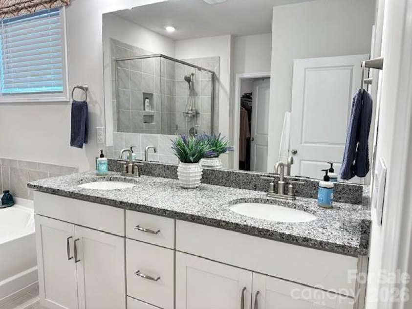 4450 Streamside Road, Denver, NC 28037.  MLS# CAR4374294, YatesRealty ID 26063. Primary ensuite luxury bathroom
