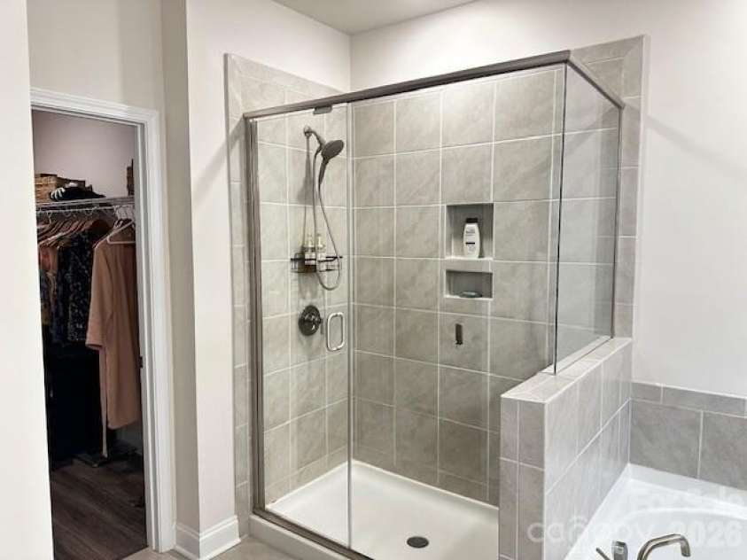 4450 Streamside Road, Denver, NC 28037.  MLS# CAR4374294, YatesRealty ID 26063. Walk in shower