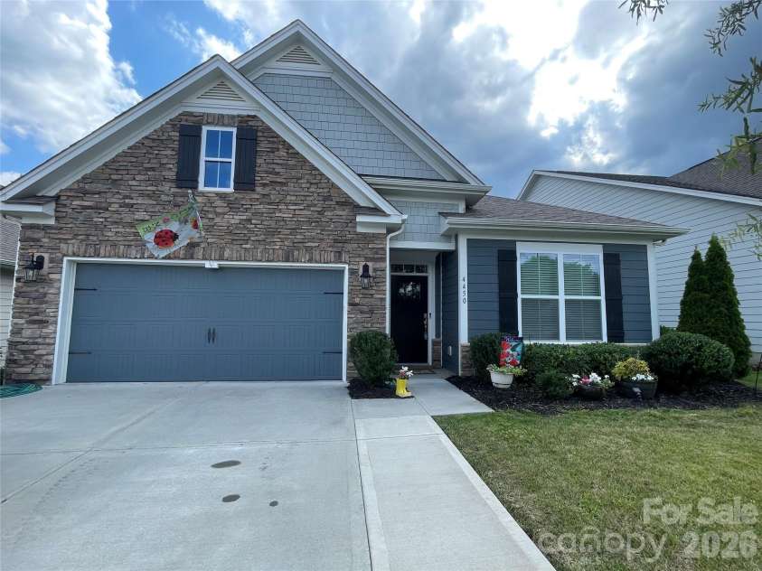 4450 Streamside Road, Denver, NC 28037.  MLS# CAR4374294, YatesRealty ID 26063. WELCOME! One level living.
