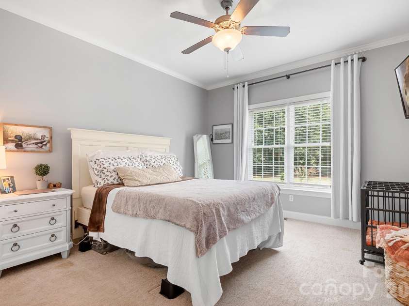 4380 Woodsbury Lane, Lincolnton, NC 28092.  MLS# CAR4386185, YatesRealty ID 26064. 