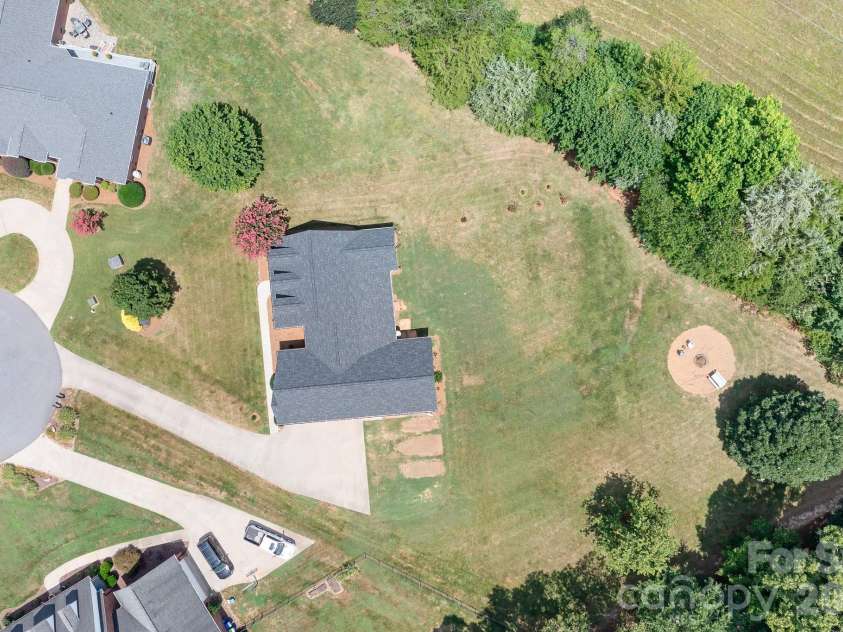 4380 Woodsbury Lane, Lincolnton, NC 28092.  MLS# CAR4386185, YatesRealty ID 26064. 