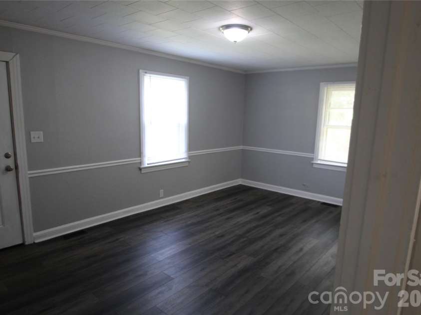 406 Mill Street, Landis, NC 28088.  MLS# CAR4387345, YatesRealty ID 26065. 
