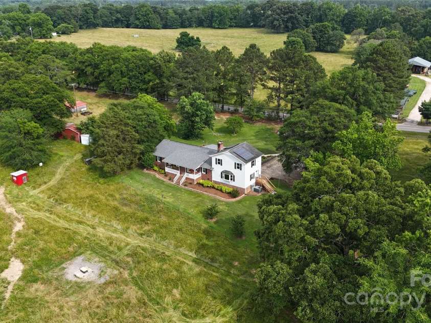 1238 Carl Allen Road, Edgemoor, SC 29712.  MLS# CAR4267482, YatesRealty ID 26066. 