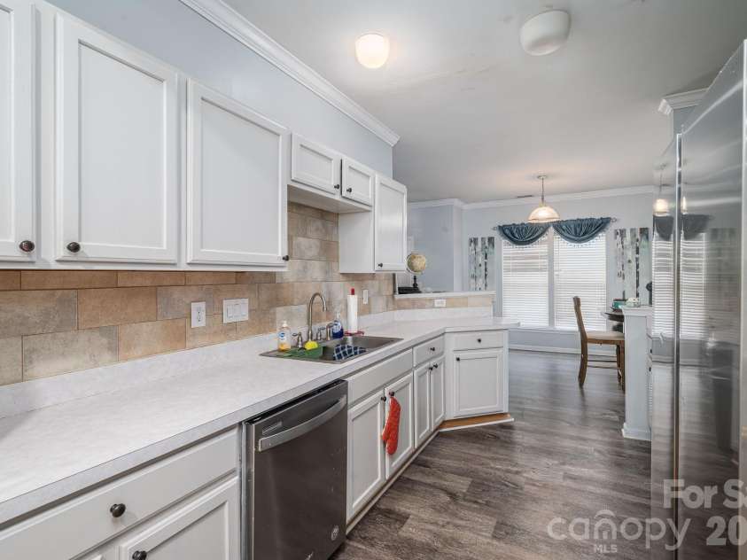 3000 Misty Harbor Circle, Cramerton, NC 28032.  MLS# CAR4385419, YatesRealty ID 26066. 