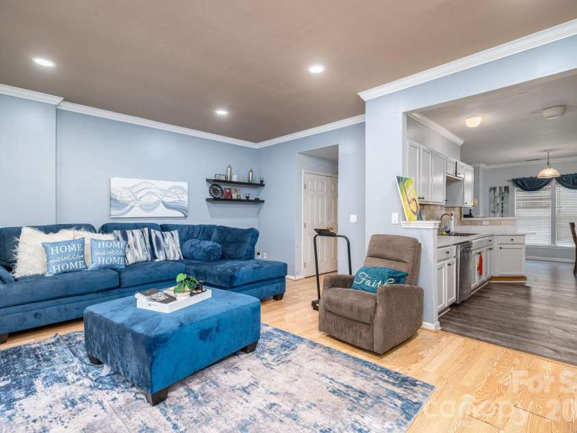 3000 Misty Harbor Circle, Cramerton, NC 28032.  MLS# CAR4385419, YatesRealty ID 26066. 