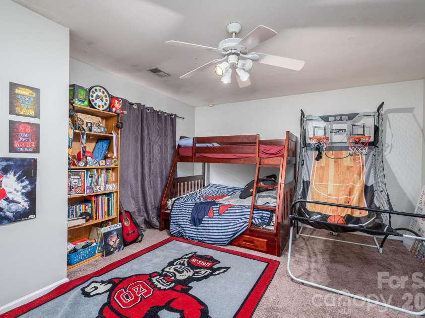 3000 Misty Harbor Circle, Cramerton, NC 28032.  MLS# CAR4385419, YatesRealty ID 26066. 