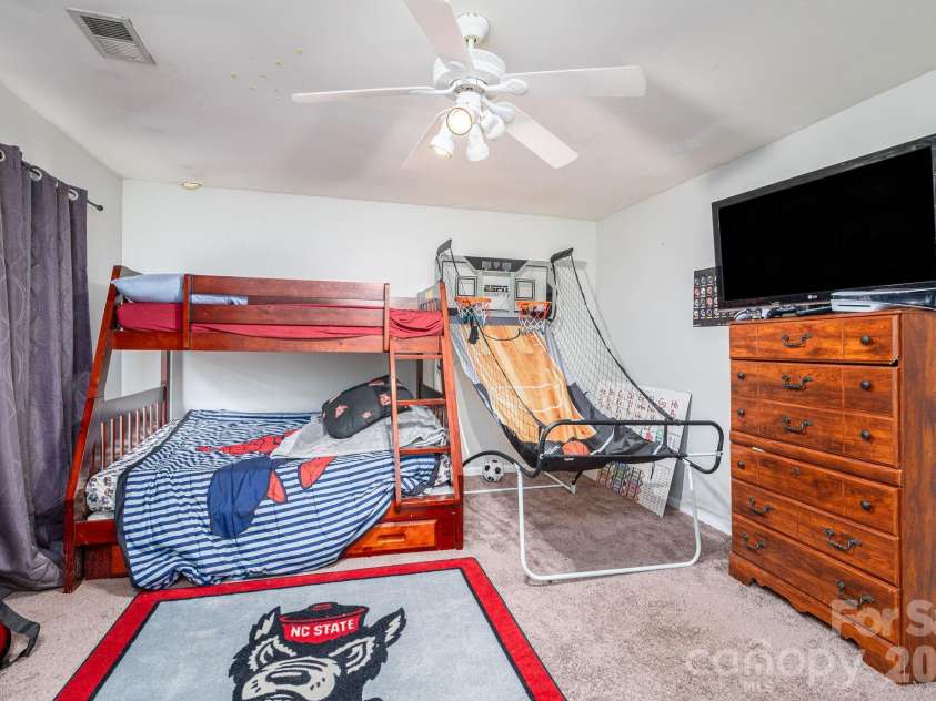 3000 Misty Harbor Circle, Cramerton, NC 28032.  MLS# CAR4385419, YatesRealty ID 26066. Secondary bedroom.