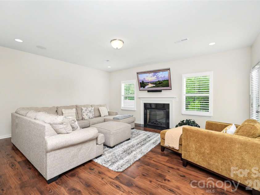 3173 Pinehills Way, Mount Holly, NC 28120.  MLS# CAR4385686, YatesRealty ID 26068. 
