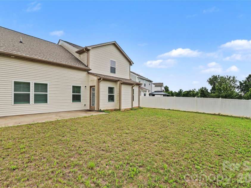 3173 Pinehills Way, Mount Holly, NC 28120.  MLS# CAR4385686, YatesRealty ID 26068. 