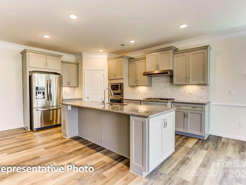 3025 Cedar Falls Drive, Waxhaw, NC 28173.  MLS# CAR4276952, YatesRealty ID 26069. 