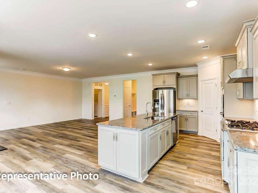 3025 Cedar Falls Drive, Waxhaw, NC 28173.  MLS# CAR4276952, YatesRealty ID 26069. 