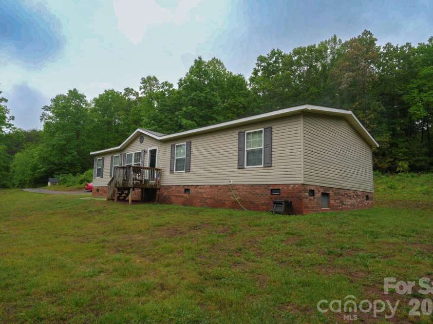 366 Rocky Lane, Dobson, NC 27017.  MLS# CAR4382955, YatesRealty ID 26069. 