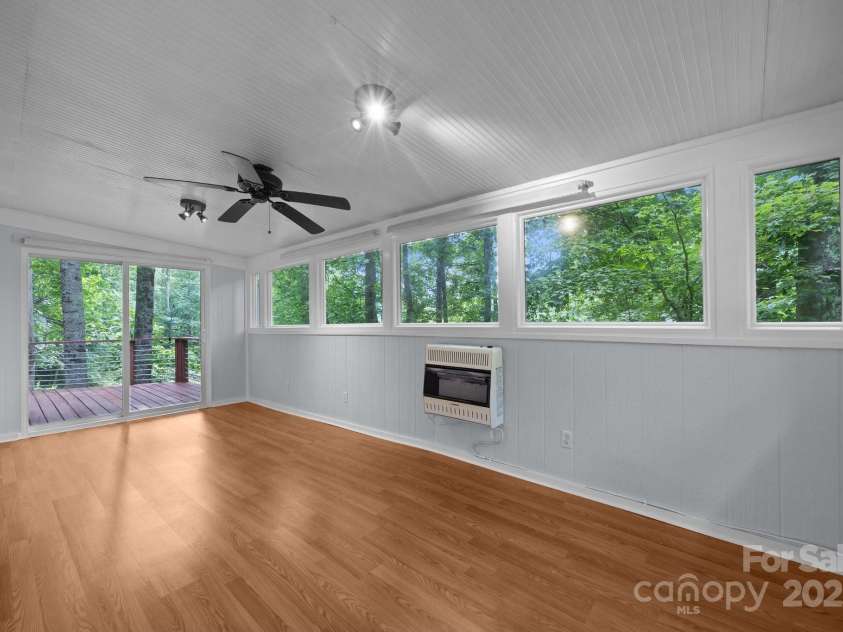 193 Timberside Drive, Mars Hill, NC 28754.  MLS# CAR4272349, YatesRealty ID 2607. 