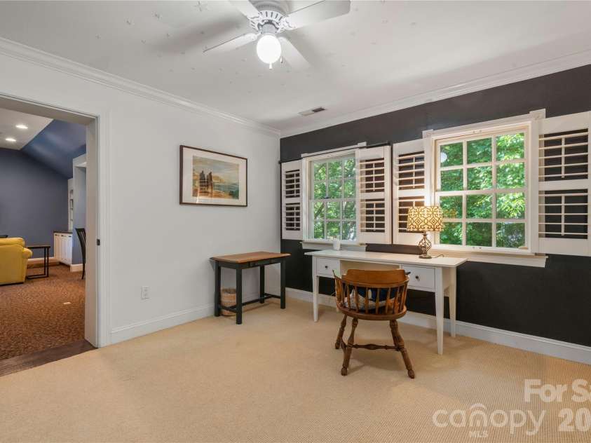 270 Sunset Drive, Concord, NC 28025.  MLS# CAR4382576, YatesRealty ID 26070. 