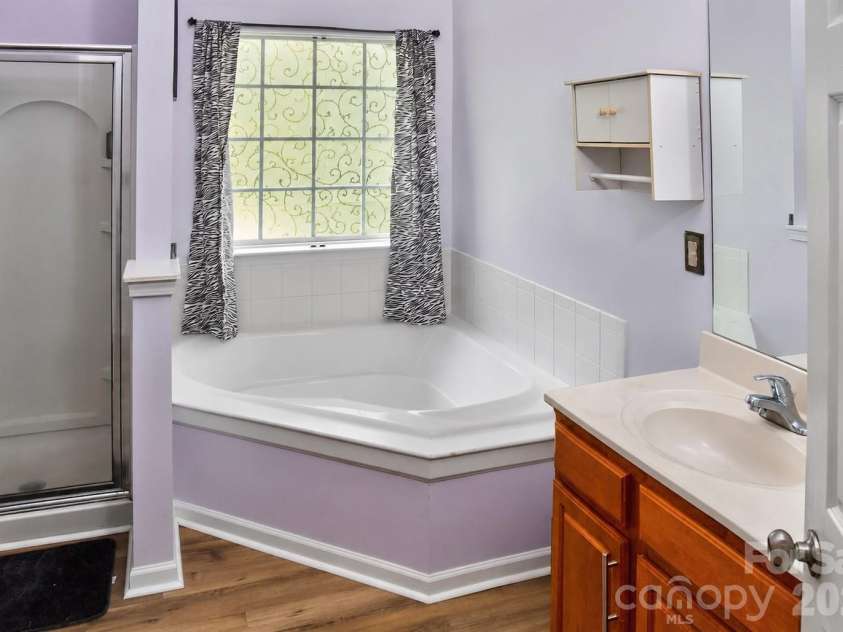 160 Sethwood Drive, Rock Hill, SC 29732.  MLS# CAR4343186, YatesRealty ID 26071. 