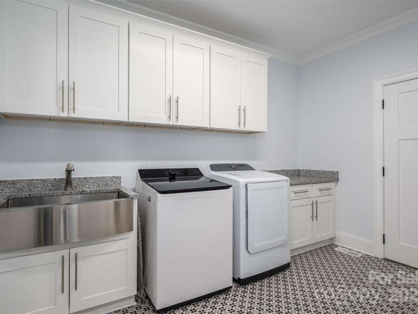 4143 Willow Haven Drive, Denver, NC 28037.  MLS# CAR4263852, YatesRealty ID 26071. 