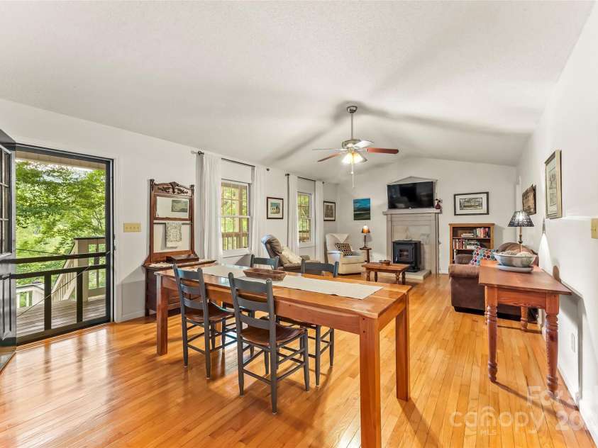 178 Herron Cove Road, Weaverville, NC 28787.  MLS# CAR4257698, YatesRealty ID 26072. Living room