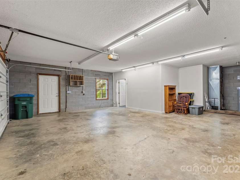 178 Herron Cove Road, Weaverville, NC 28787.  MLS# CAR4257698, YatesRealty ID 26072. Spacious garage