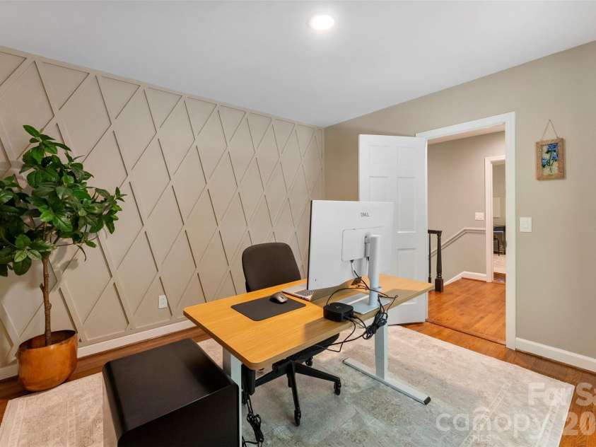 6613 Rocky Falls Road, Charlotte, NC 28211.  MLS# CAR4385008, YatesRealty ID 26072. 