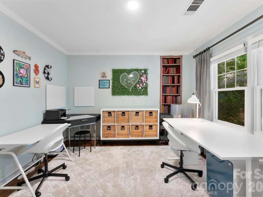 6613 Rocky Falls Road, Charlotte, NC 28211.  MLS# CAR4385008, YatesRealty ID 26072. 
