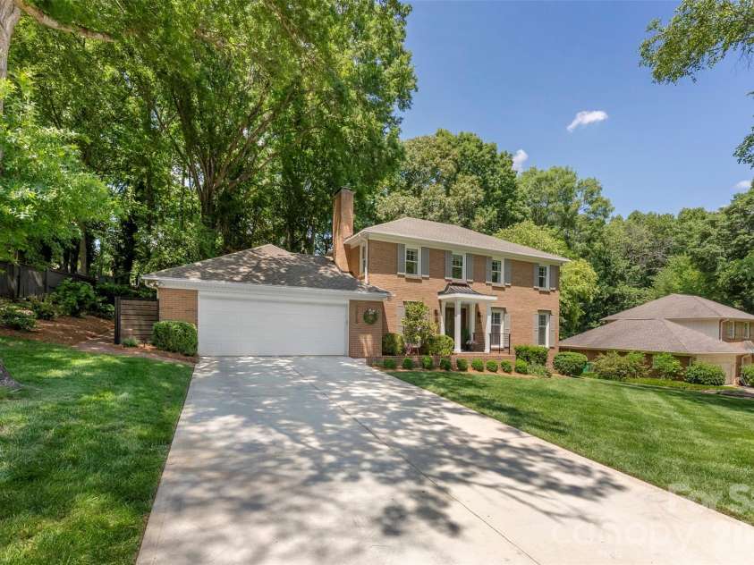 6613 Rocky Falls Road, Charlotte, NC 28211.  MLS# CAR4385008, YatesRealty ID 26072. 