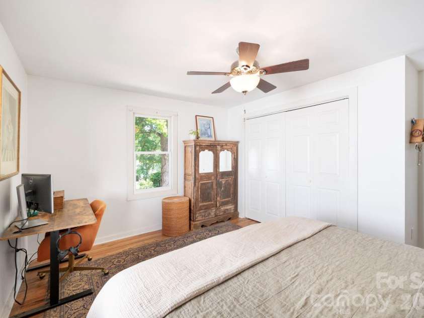 110 Le An Hurst Road, Asheville, NC 28803.  MLS# CAR4374231, YatesRealty ID 26073. Ample Closet Space