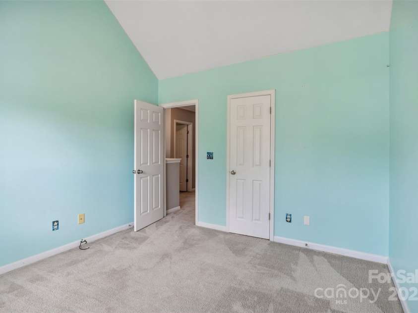 233 Tributary Drive, Rock Hill, SC 29732.  MLS# CAR4277997, YatesRealty ID 26073. 