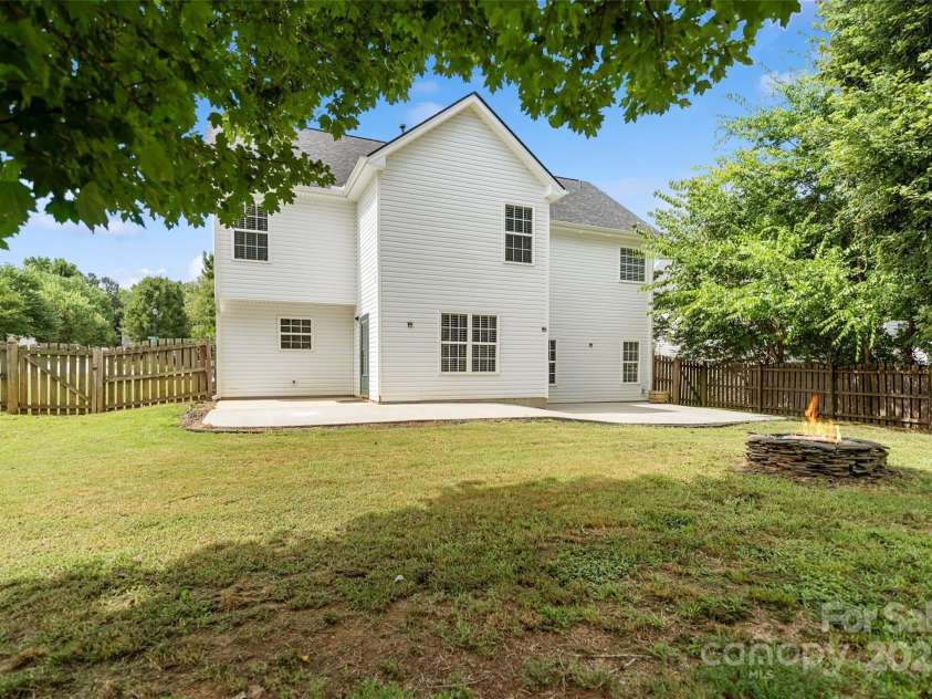 233 Tributary Drive, Rock Hill, SC 29732.  MLS# CAR4277997, YatesRealty ID 26073. 