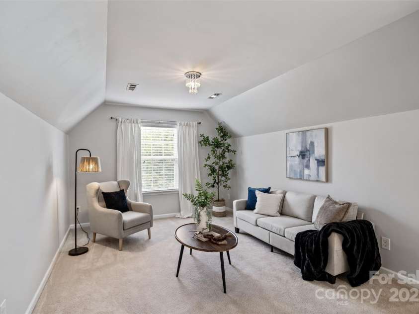 233 Tributary Drive, Rock Hill, SC 29732.  MLS# CAR4329535, YatesRealty ID 26073. Primary Sitting Area