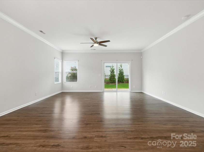 1628 Spring Blossom Trail, Fort Mill, SC 29708.  MLS# CAR4292124, YatesRealty ID 2608. Great Room