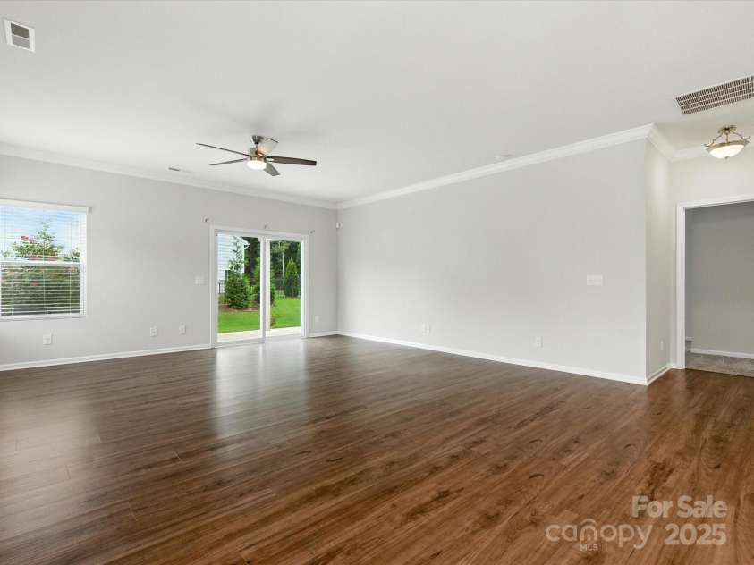 1628 Spring Blossom Trail, Fort Mill, SC 29708.  MLS# CAR4292124, YatesRealty ID 2608. Great Room
