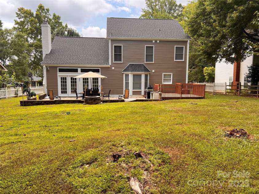 2913 Summerland Drive, Charlotte, NC 28105.  MLS# CAR4321663, YatesRealty ID 2608. 