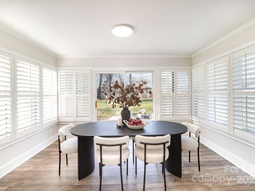 4136 Woodgreen Terrace, Charlotte, NC 28205.  MLS# CAR4232595, YatesRealty ID 2608. 