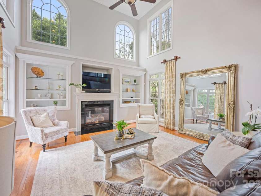 184 Melbourne Drive, Fort Mill, SC 29708.  MLS# CAR4270055, YatesRealty ID 26081. 