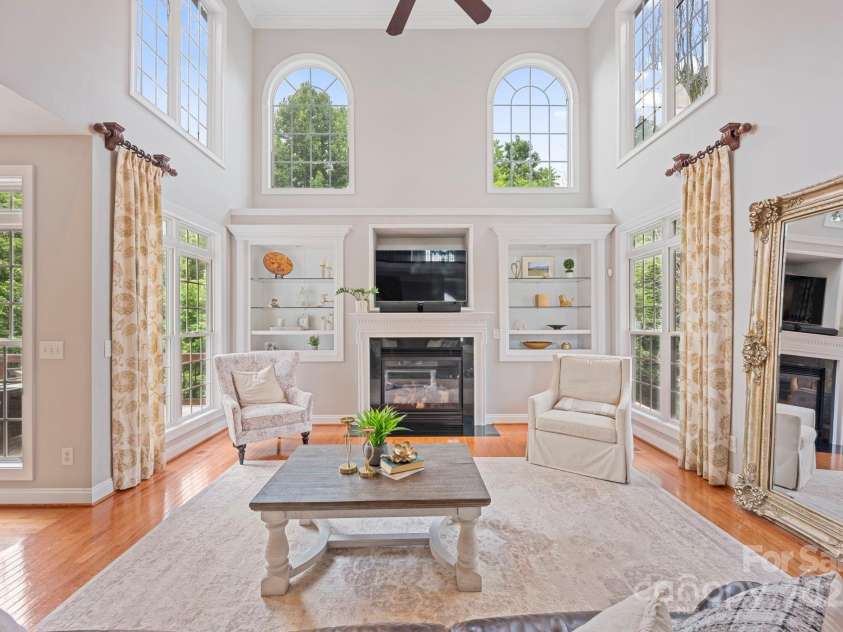 184 Melbourne Drive, Fort Mill, SC 29708.  MLS# CAR4270055, YatesRealty ID 26081. 