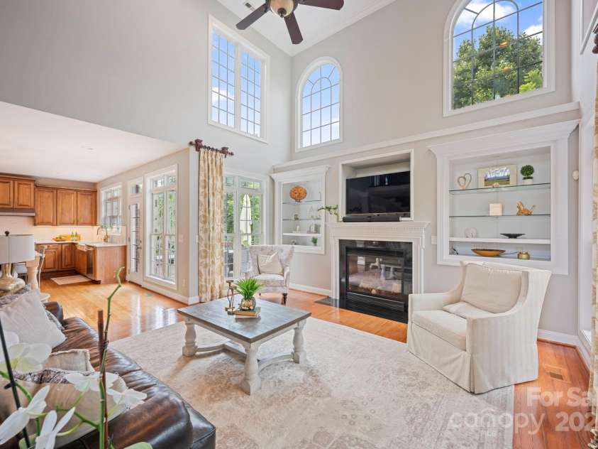 184 Melbourne Drive, Fort Mill, SC 29708.  MLS# CAR4270055, YatesRealty ID 26081. 