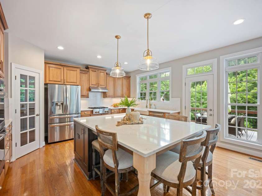 184 Melbourne Drive, Fort Mill, SC 29708.  MLS# CAR4270055, YatesRealty ID 26081. 