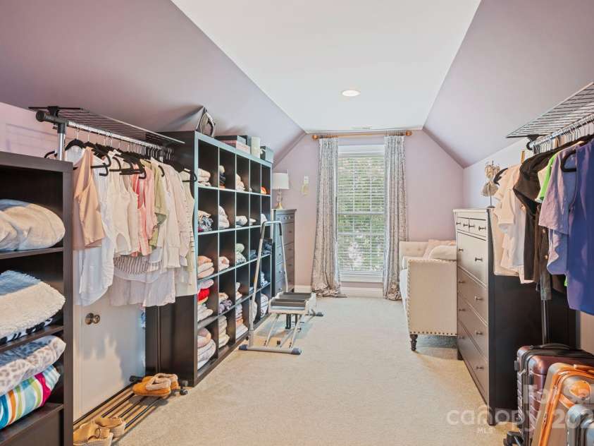 184 Melbourne Drive, Fort Mill, SC 29708.  MLS# CAR4270055, YatesRealty ID 26081. 
