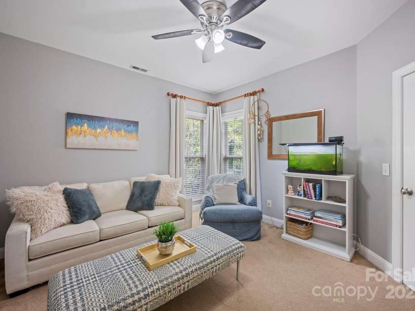 184 Melbourne Drive, Fort Mill, SC 29708.  MLS# CAR4270055, YatesRealty ID 26081. 