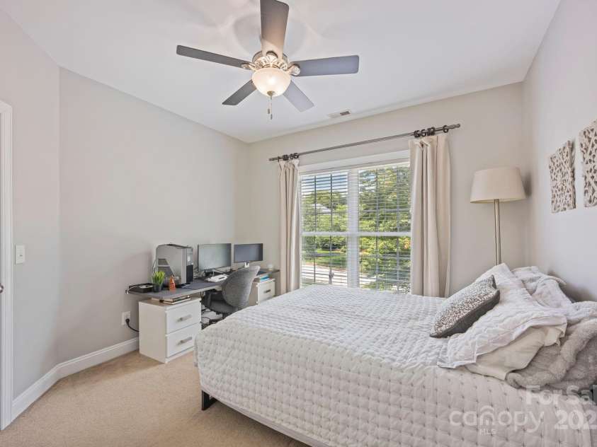 184 Melbourne Drive, Fort Mill, SC 29708.  MLS# CAR4270055, YatesRealty ID 26081. 