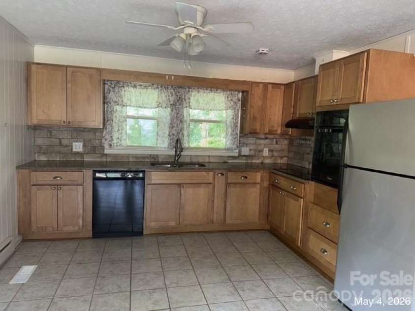 3734 Lail Avenue, Morganton, NC 28655.  MLS# CAR4385976, YatesRealty ID 26081. 