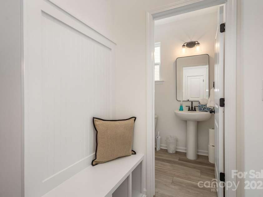 4041 Jenison Valley Court, Charlotte, NC 28214.  MLS# CAR4271077, YatesRealty ID 26082. Representational Photo - Virtually Staged