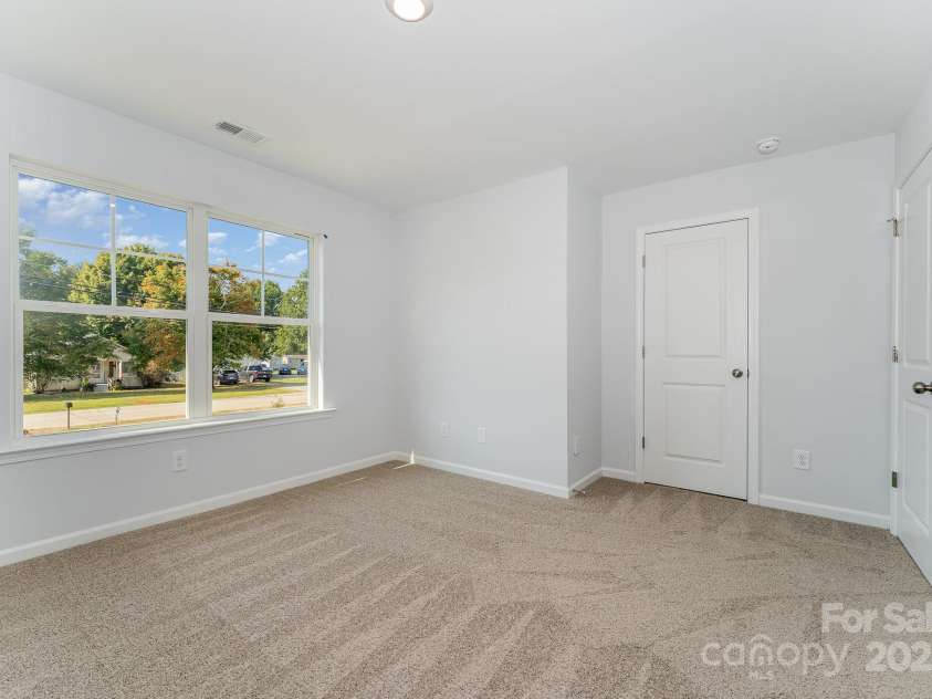 3031 Breslin Street, Charlotte, NC 28214.  MLS# CAR4277326, YatesRealty ID 26083. Representational Photo Only