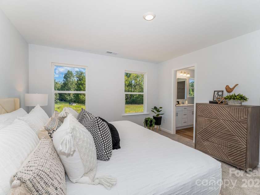3031 Breslin Street, Charlotte, NC 28214.  MLS# CAR4277326, YatesRealty ID 26083. Representational Photo Only - Staged