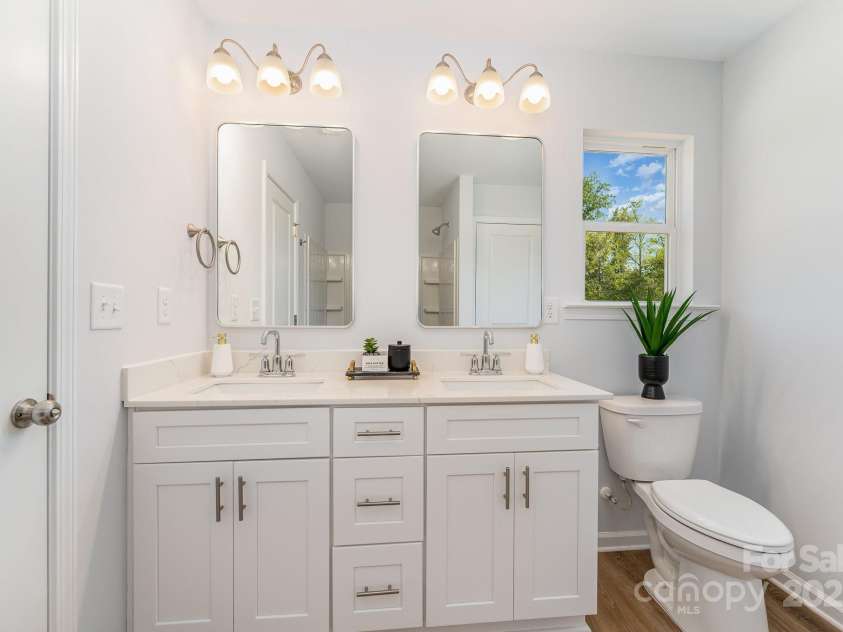 3031 Breslin Street, Charlotte, NC 28214.  MLS# CAR4277326, YatesRealty ID 26083. Representational Photo Only - Staged