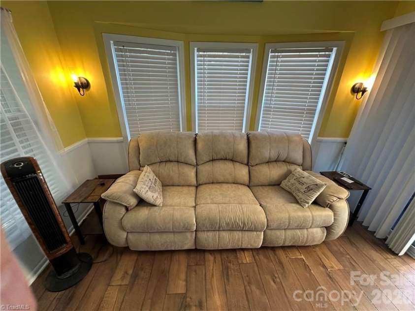 112 Cardinal Drive, New London, NC 28127.  MLS# CAR4383252, YatesRealty ID 26085. 