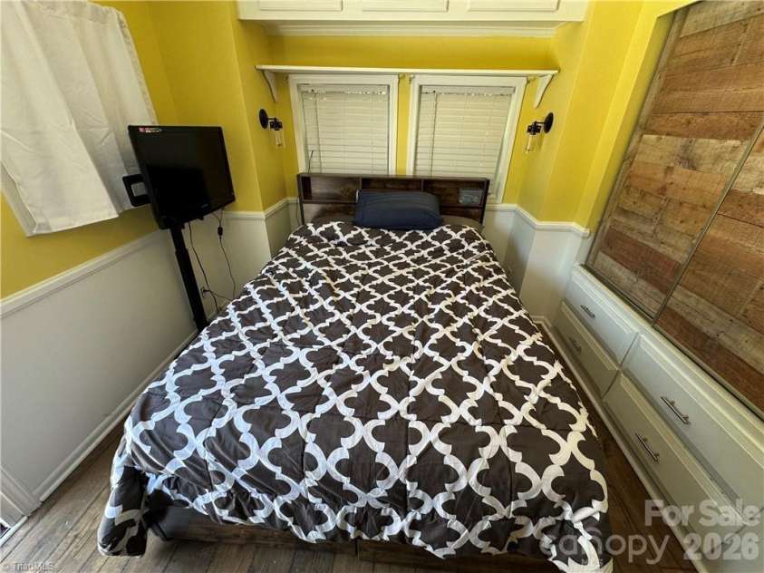 112 Cardinal Drive, New London, NC 28127.  MLS# CAR4383252, YatesRealty ID 26085. 