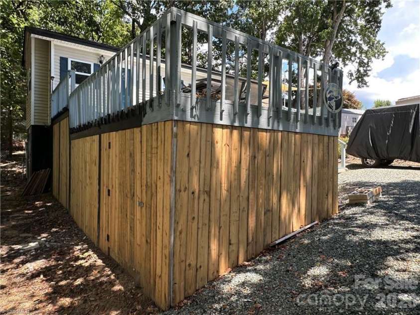 112 Cardinal Drive, New London, NC 28127.  MLS# CAR4383252, YatesRealty ID 26085. 